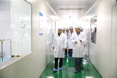 荔波縣委書記尹德俊率隊(duì)赴海南開(kāi)展生物化工產(chǎn)品技術(shù)研發(fā)招商引資活動(dòng)